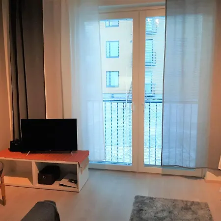 Kotimaailma * Hämeenlinna